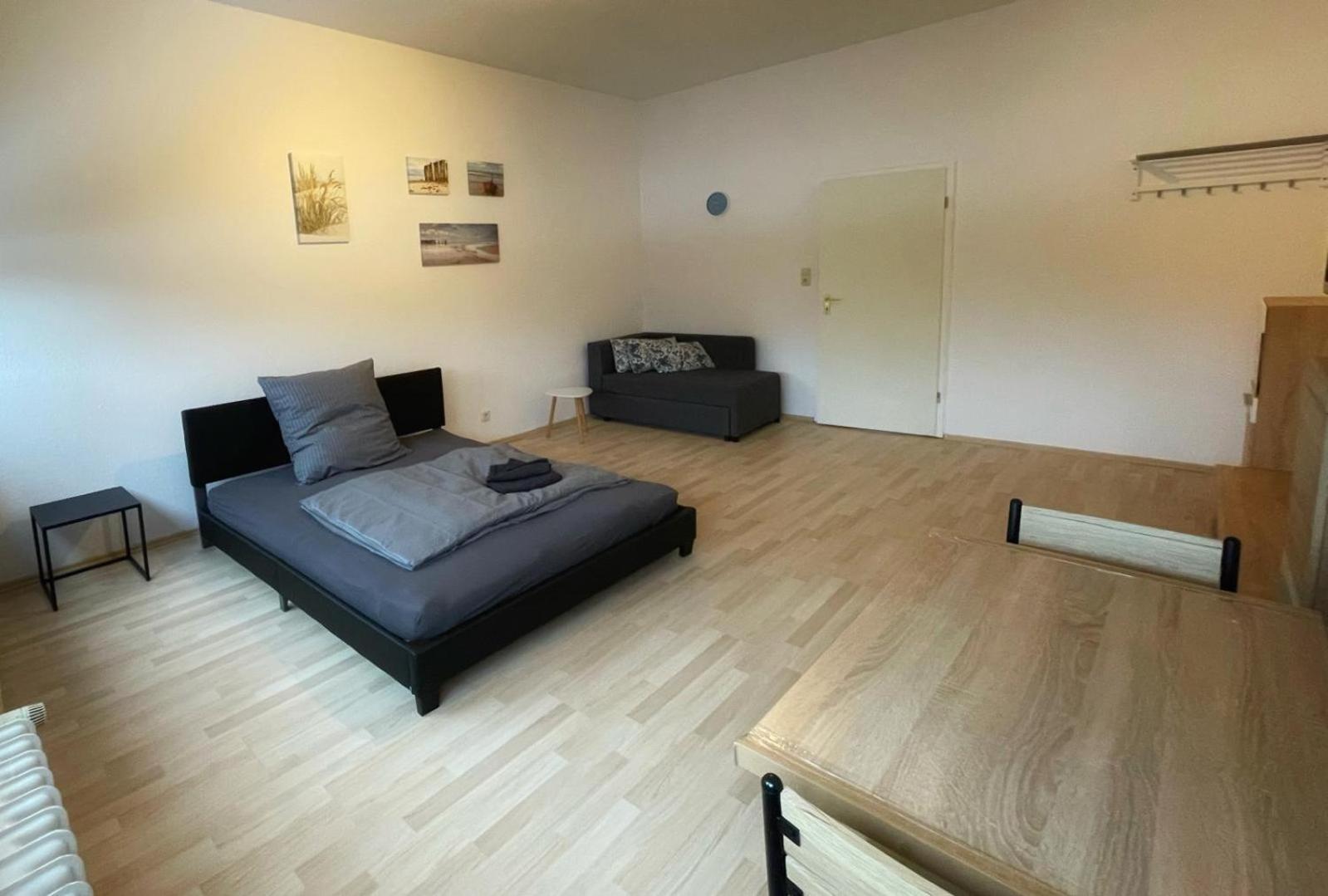 Schoene Ferienzimmer In Wilhelmshaven Esterno foto